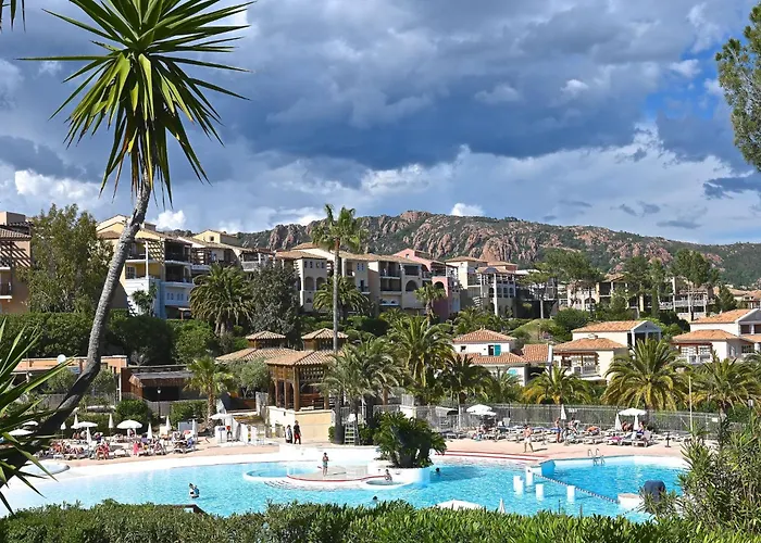 Apartamento Village Cap Esterel - L'esquinade-109 By Interhome *