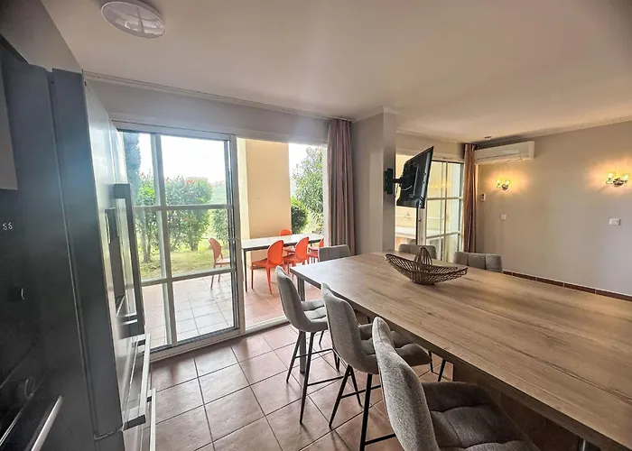 Apartament Village Cap Esterel - L'esquinade-109 By Interhome