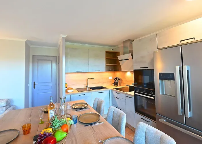 Apartament Village Cap Esterel - L'esquinade-109 By Interhome